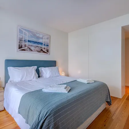 Cond Bayline Cavala - - Pool - Gym - - By Bedzy