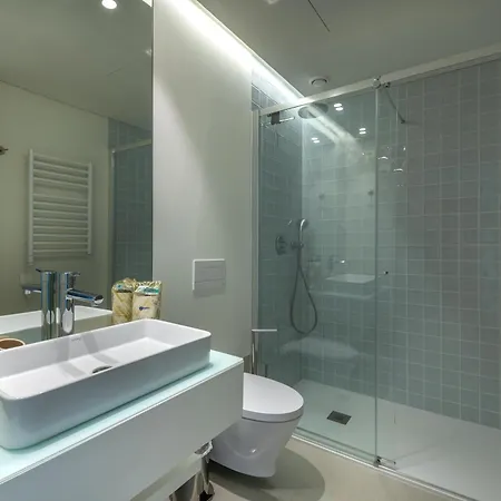 Apartment Cond Bayline Cavala - - Pool - Gym - - By Bedzy