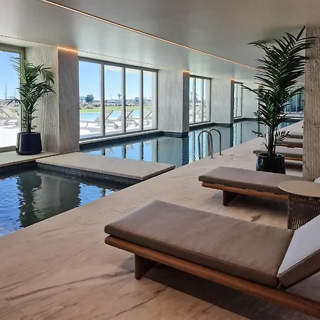 Cond Bayline Cavala - - Pool - Gym - - By Bedzy Apartment