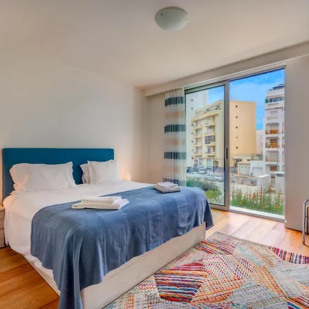 Cond Bayline Cavala - - Pool - Gym - - By Bedzy